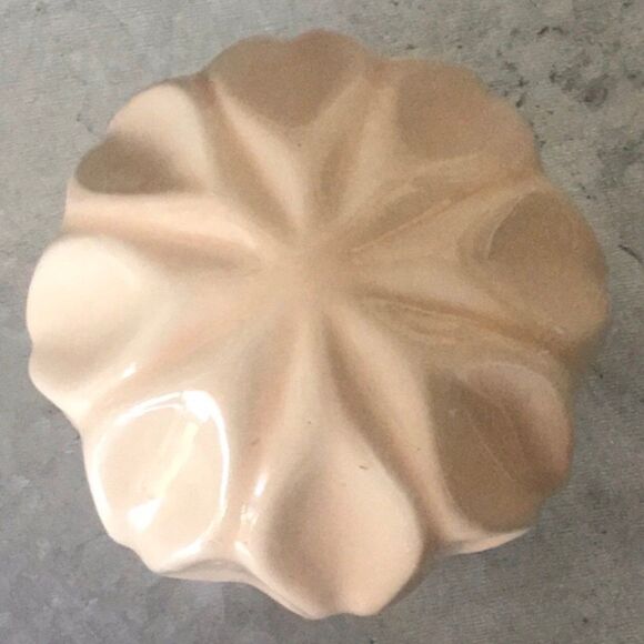 Peach ceramic orb sphere simple minimal decor - Picture 2 of 4